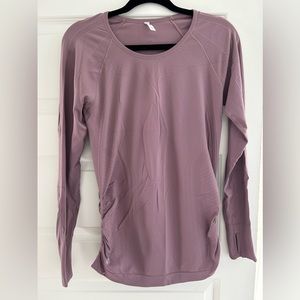 Athleta longe sleeve size M